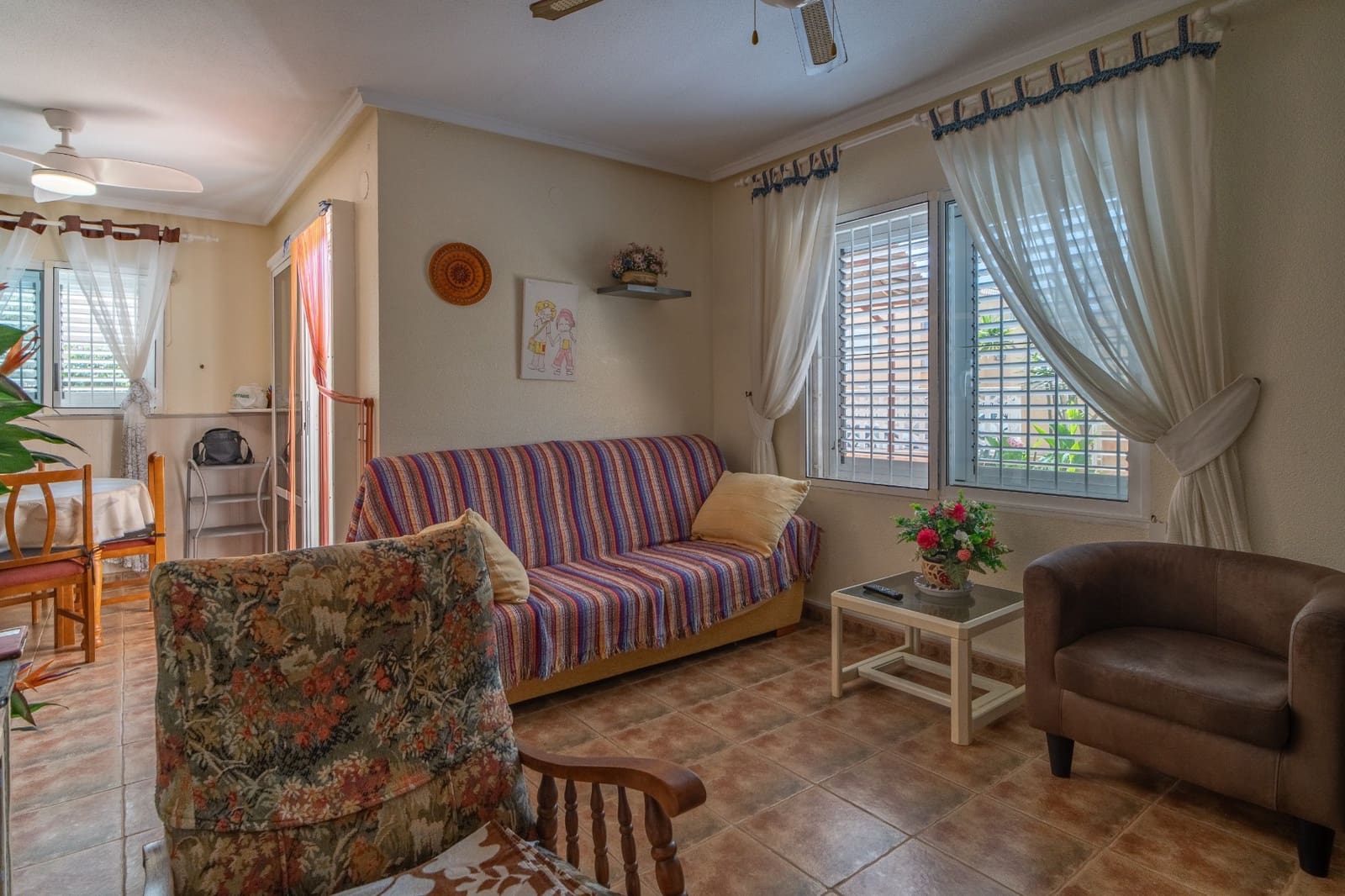 4 sypialnia Dom na sprzedaż w Torrevieja z basenem garażem - 320 000 € (Ref: 9996723)