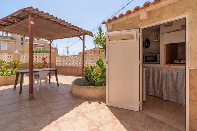 4 sypialnia Dom na sprzedaż w Los Frutales, Torrevieja z basenem garażem - 320 000 € (Ref: 9996723)