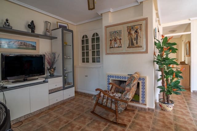 4 sypialnia Dom na sprzedaż w Los Frutales, Torrevieja z basenem garażem - 320 000 € (Ref: 9996723)