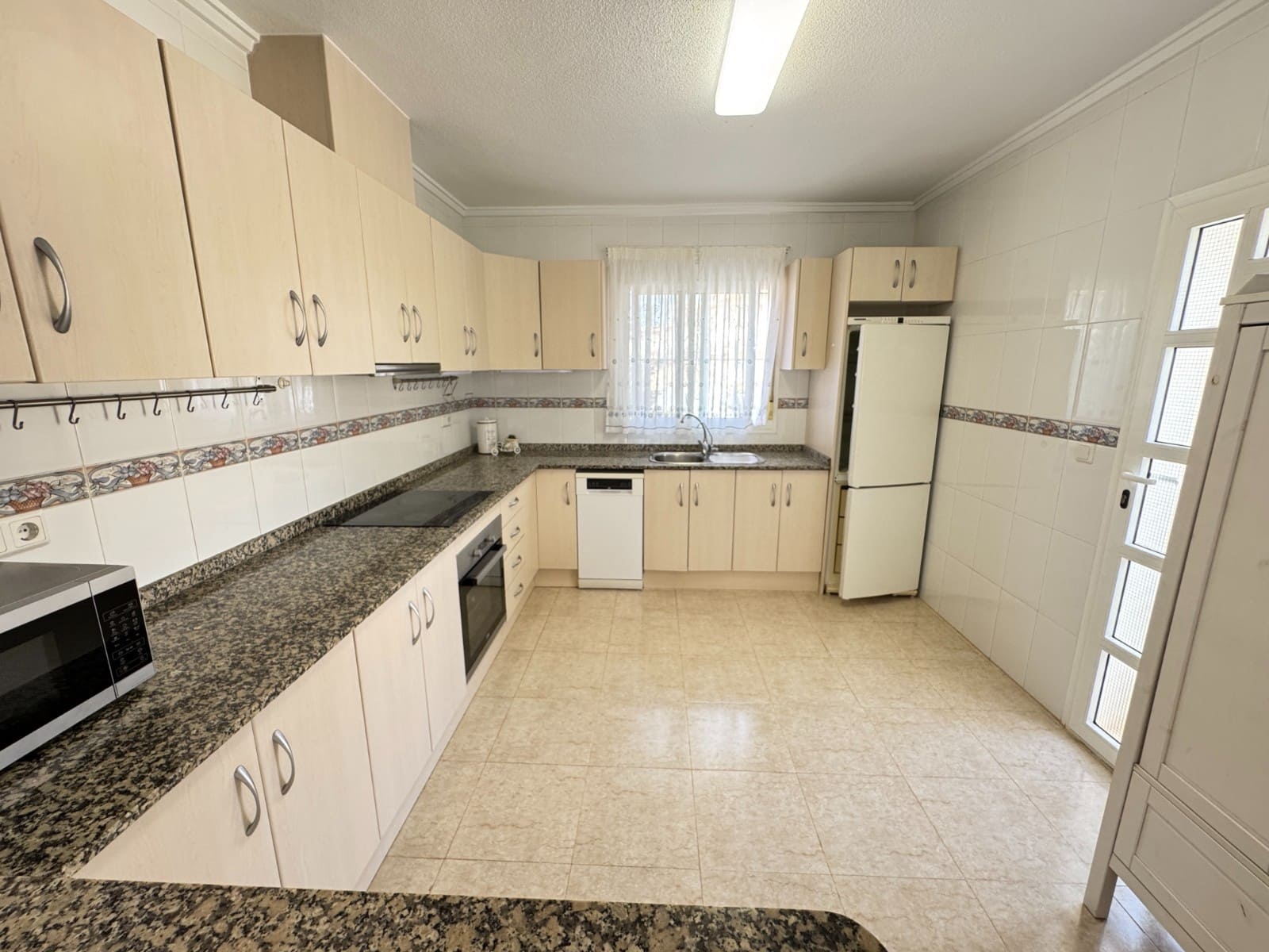 3 sovrum Villa till salu i Ciudad Quesada med pool - 449 000 € (Ref: 9996726)
