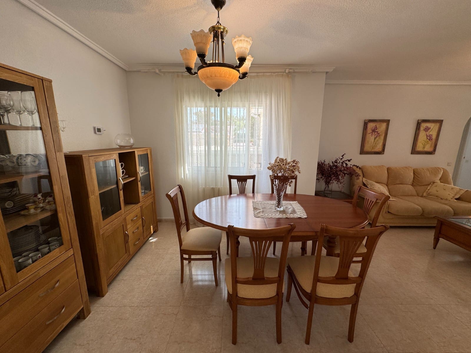 3 sovrum Villa till salu i Ciudad Quesada med pool - 449 000 € (Ref: 9996726)