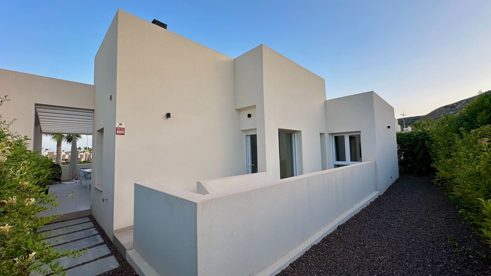 3 sypialnia Willa na sprzedaż w Algorfa z basenem garażem - 780 000 € (Ref: 9996730)
