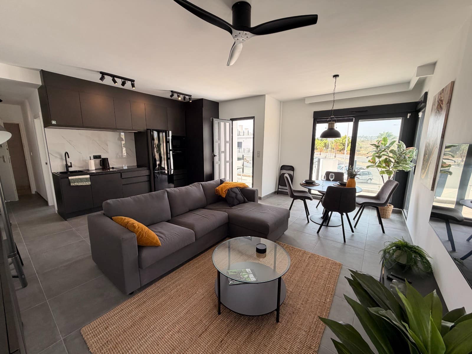 Ático de 3 habitaciones en San Miguel de Salinas en venta con piscina - 369.000 € (Ref: 9996734)