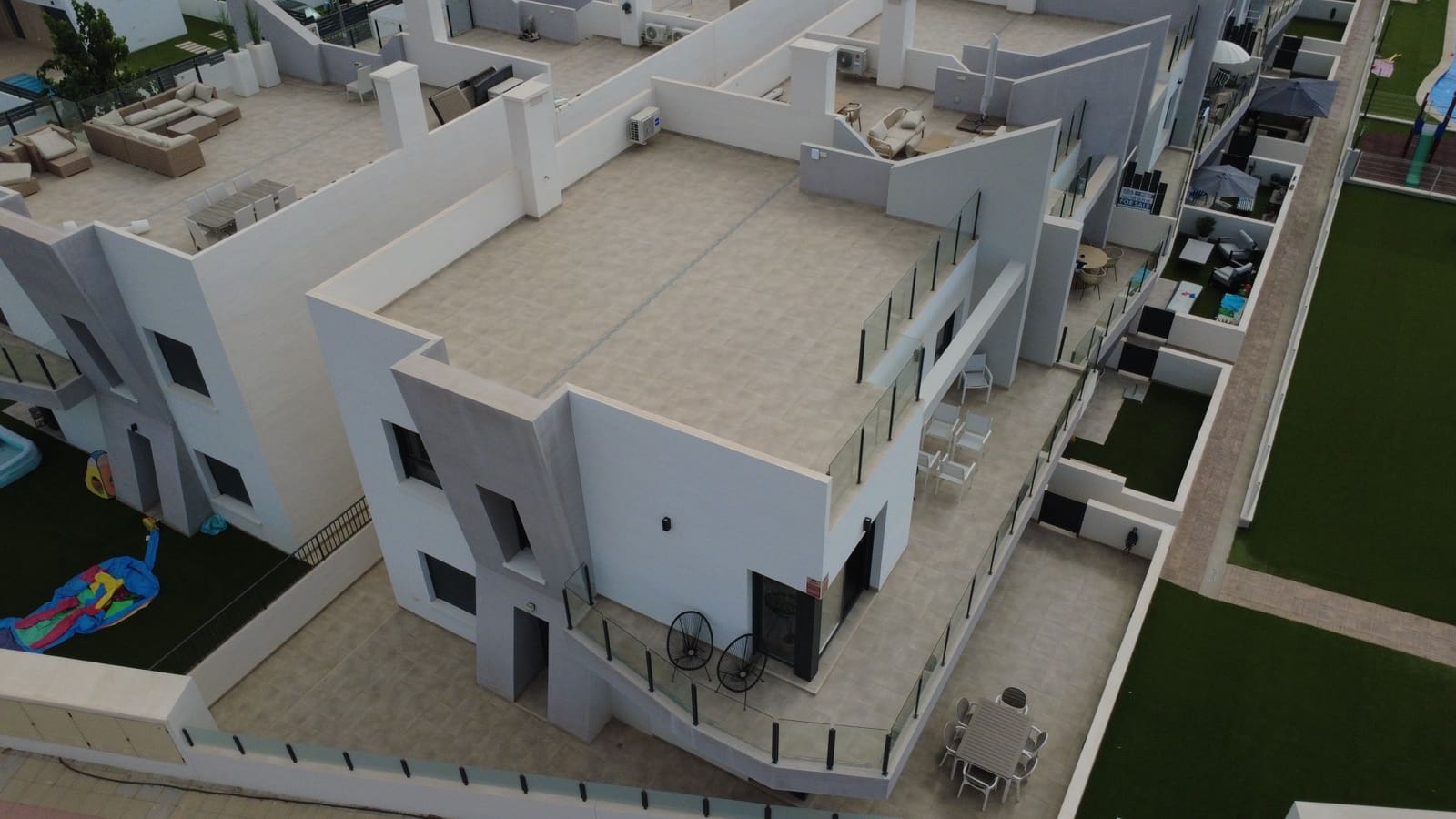 Ático de 3 habitaciones en San Miguel de Salinas en venta con piscina - 369.000 € (Ref: 9996734)