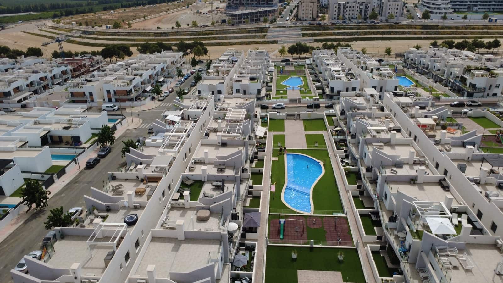 Ático de 3 habitaciones en San Miguel de Salinas en venta con piscina - 369.000 € (Ref: 9996734)
