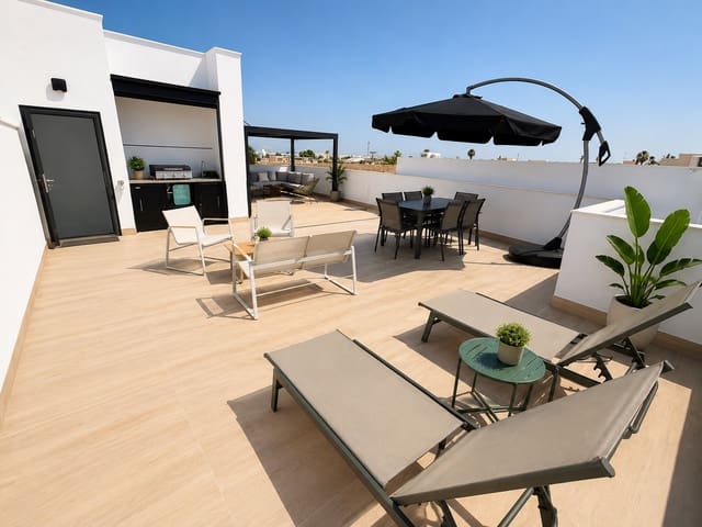 Ático de 2 habitaciones en Rojales en venta - 330.000 € (Ref: 9997885)