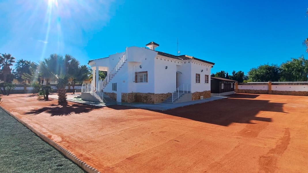 3 chambre Finca/Maison de Campagne à vendre à Catral avec garage - 415 000 € (Ref: 9999963)
