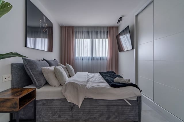 3 Zimmer Apartment zu verkaufen in Mil Palmeras, Pilar de la Horadada mit Pool Garage - 577.500 € (Ref: 9999964)