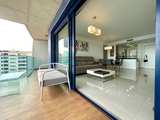 Apartamento de 3 habitaciones en Punta Prima, Torrevieja en venta con piscina - 580.000 € (Ref: 10086700)