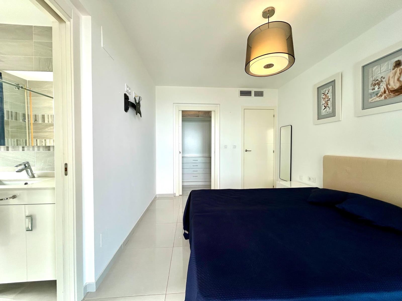 Apartamento de 3 habitaciones en Punta Prima en venta con piscina - 580.000 € (Ref: 10086700)