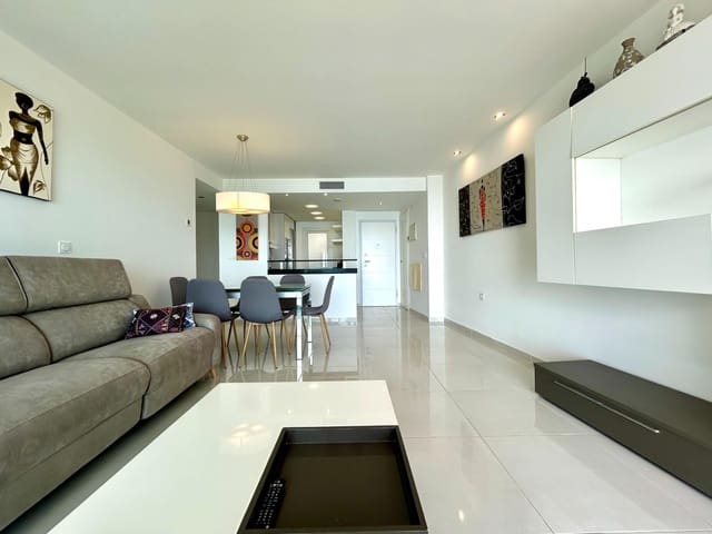 Apartamento de 3 habitaciones en Punta Prima, Torrevieja en venta con piscina - 580.000 € (Ref: 10086700)