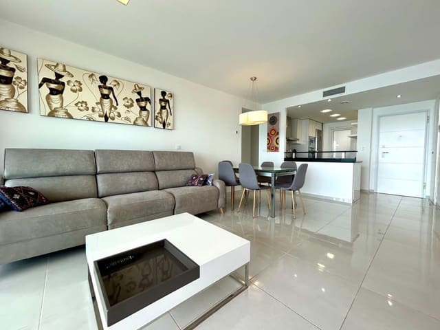 Apartamento de 3 habitaciones en Punta Prima, Torrevieja en venta con piscina - 580.000 € (Ref: 10086700)