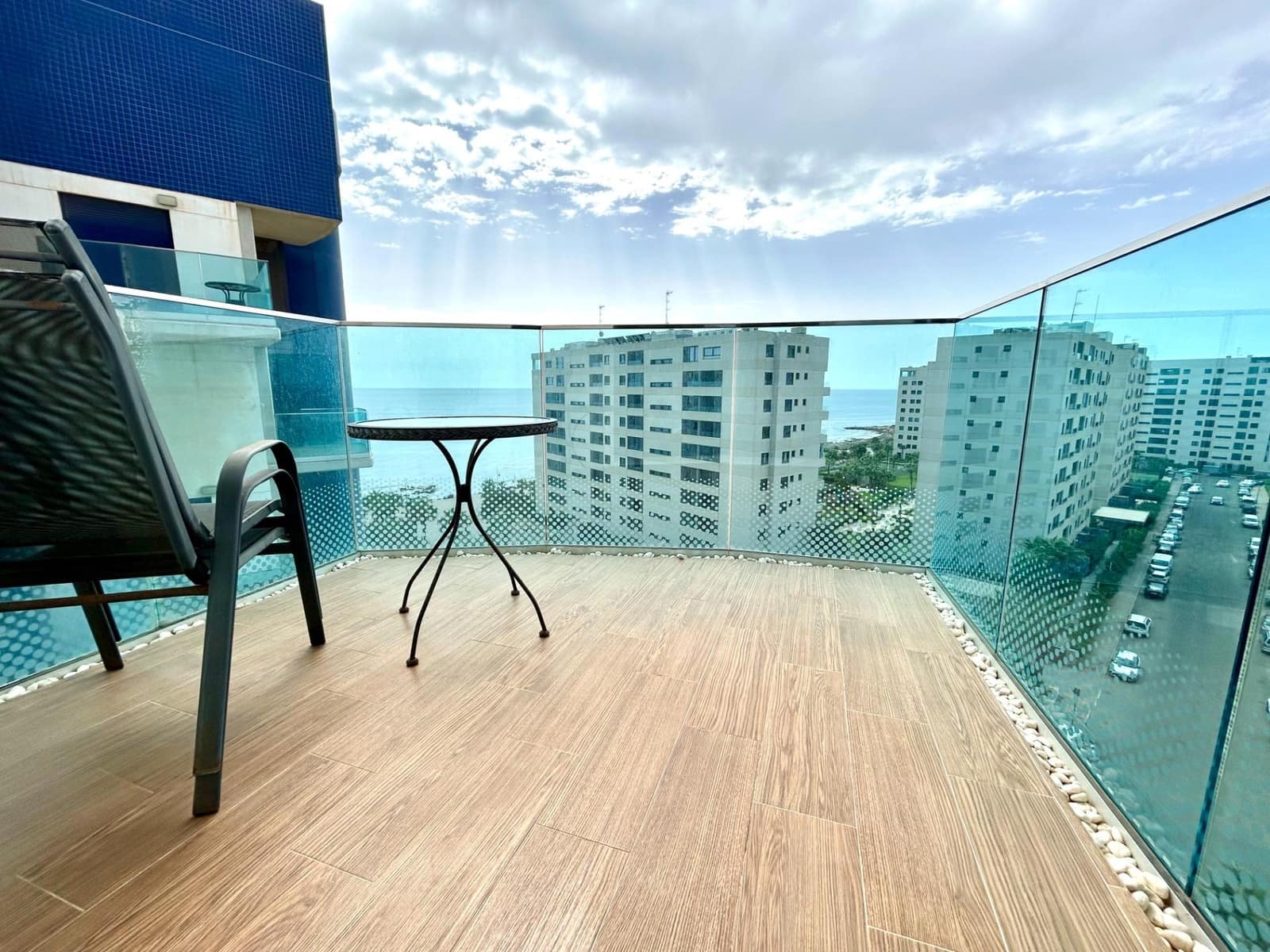 Apartamento de 3 habitaciones en Punta Prima en venta con piscina - 580.000 € (Ref: 10086700)