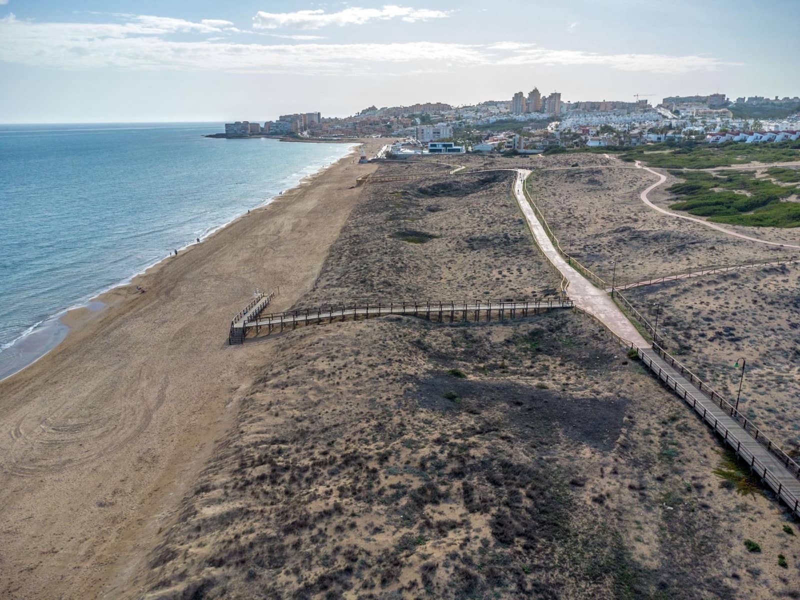 Apartamento de 2 habitaciones en La Mata en venta - 215.000 € (Ref: 10086701)