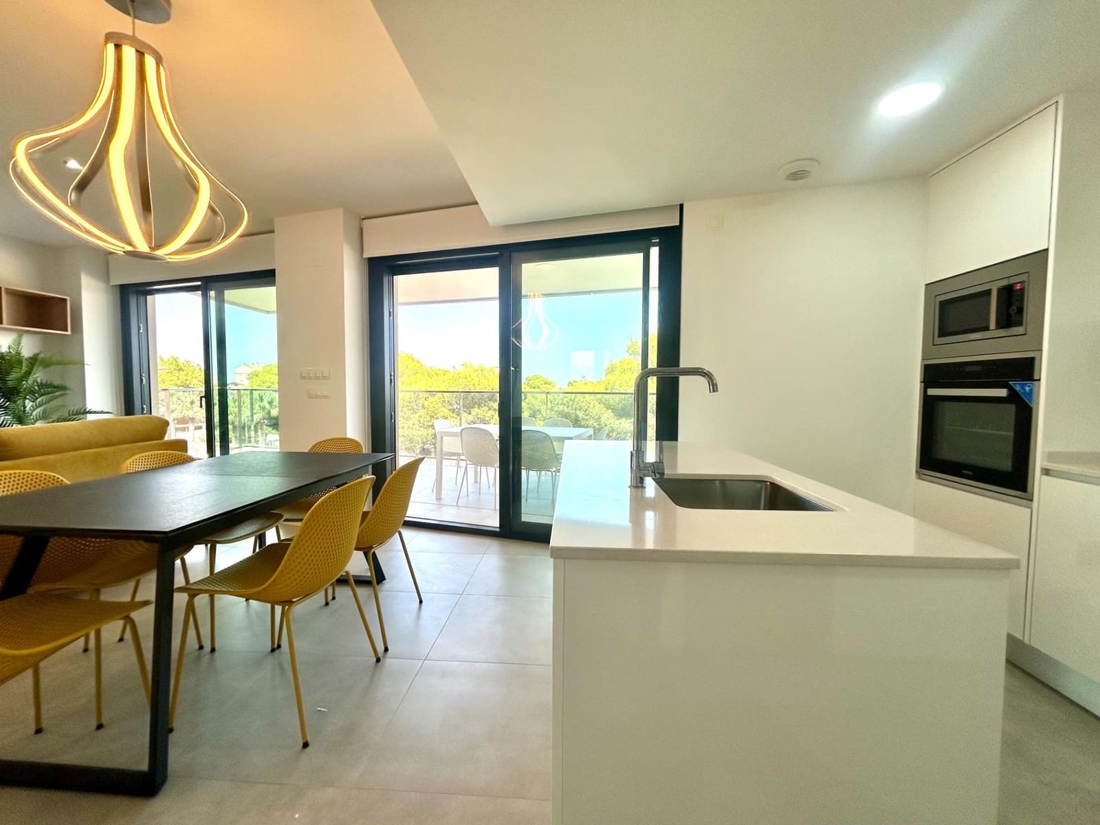3 Zimmer Apartment zu verkaufen in Dehesa de Campoamor mit Pool Garage - 410.000 € (Ref: 10086705)
