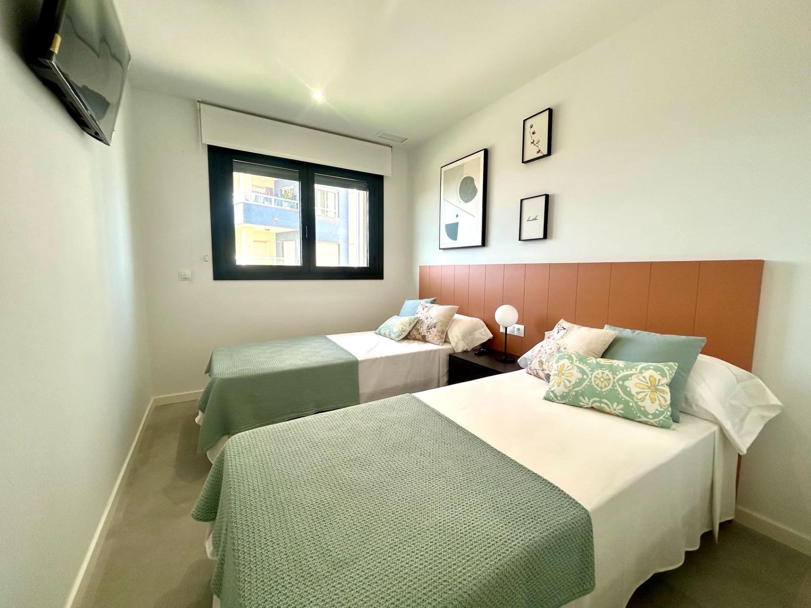 3 Zimmer Apartment zu verkaufen in Dehesa de Campoamor mit Pool Garage - 410.000 € (Ref: 10086705)