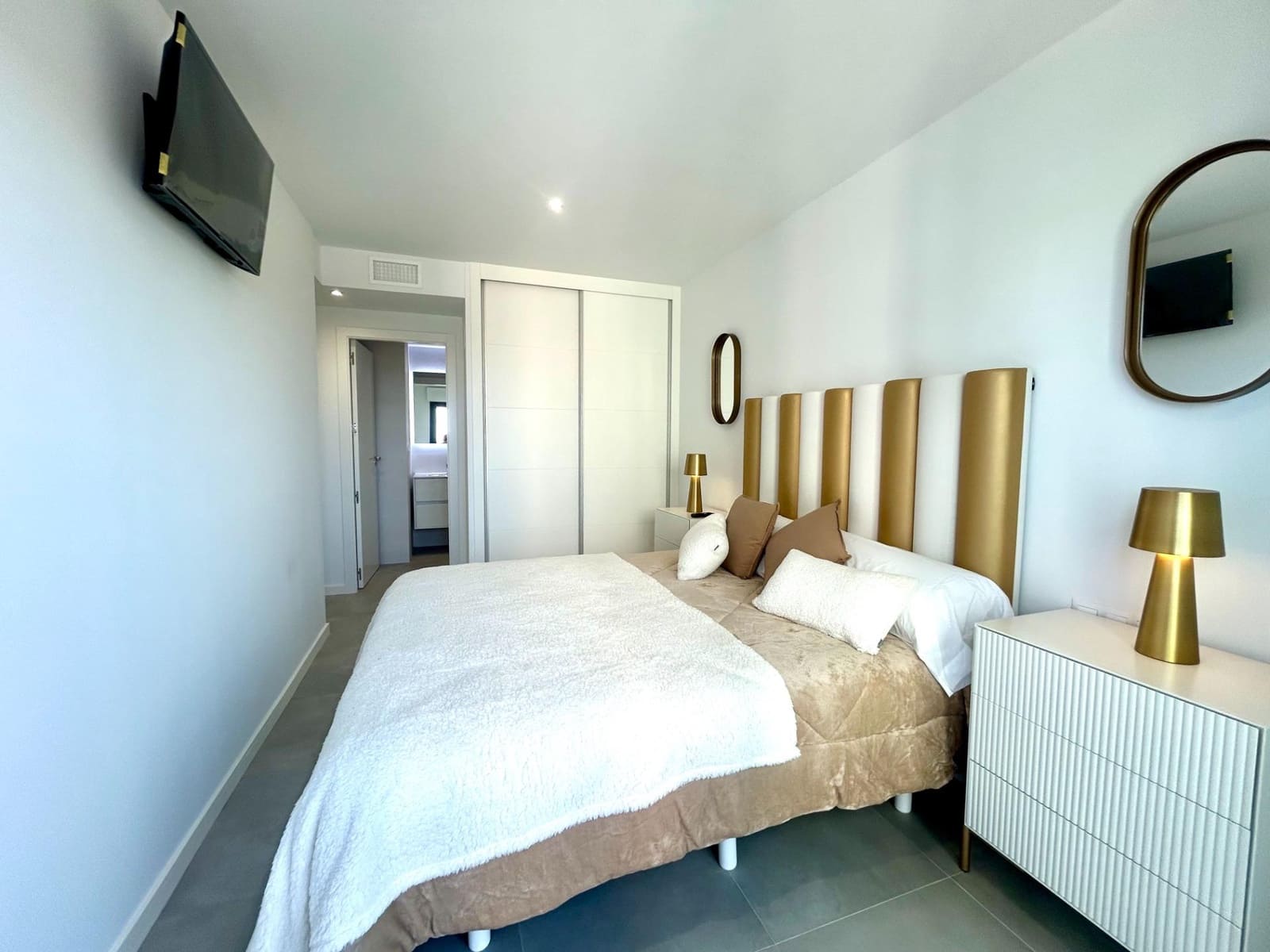 3 Zimmer Apartment zu verkaufen in Dehesa de Campoamor mit Pool Garage - 410.000 € (Ref: 10086705)