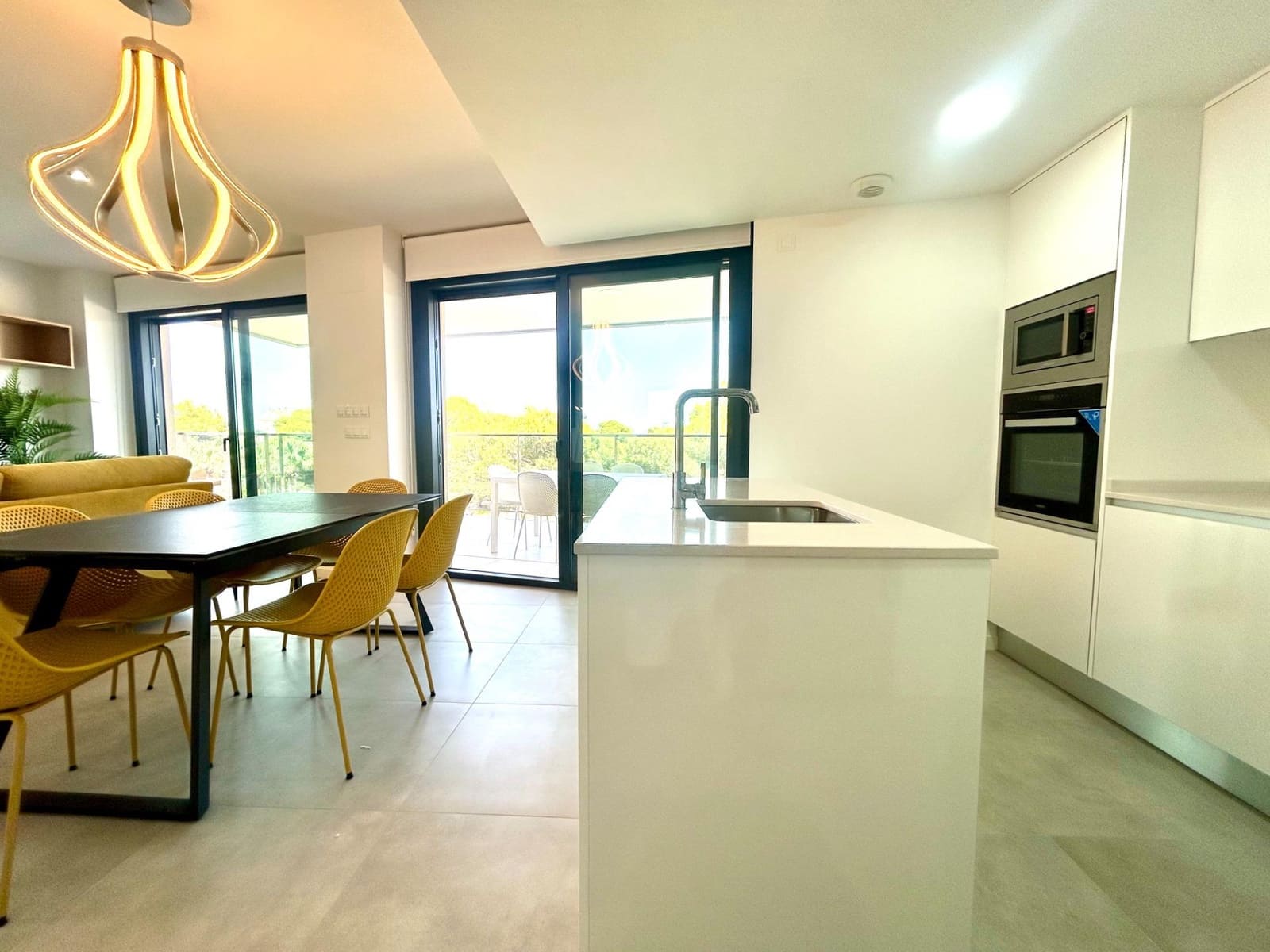 3 Zimmer Apartment zu verkaufen in Dehesa de Campoamor mit Pool Garage - 410.000 € (Ref: 10086705)