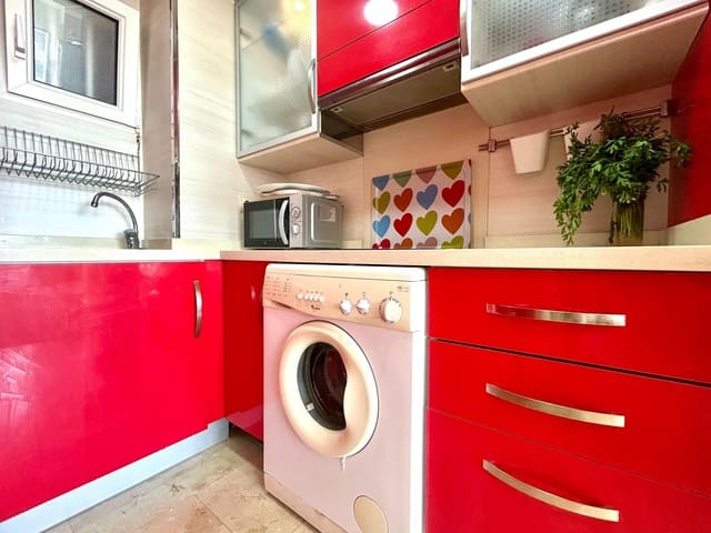 Apartamento de 2 habitaciones en Dehesa de Campoamor, Orihuela en venta con piscina - 179.000 € (Ref: 10086707)