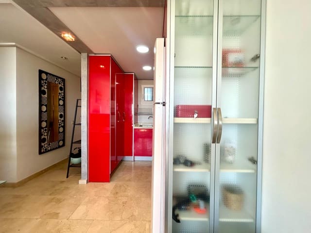 Apartamento de 2 habitaciones en Dehesa de Campoamor, Orihuela en venta con piscina - 179.000 € (Ref: 10086707)