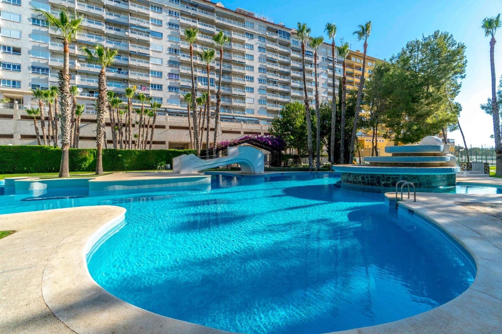 Apartamento de 2 habitaciones en Dehesa de Campoamor en venta con piscina - 179.000 € (Ref: 10086707)