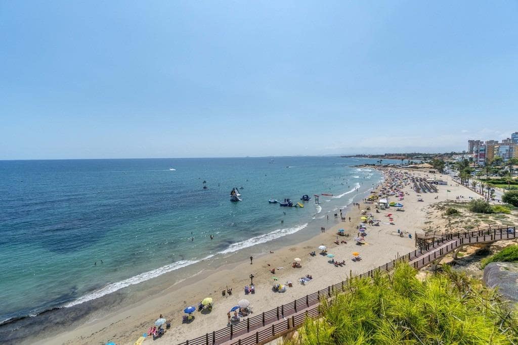 4 sovrum Bungalow till salu i Dehesa de Campoamor med garage - 545 000 € (Ref: 10086708)