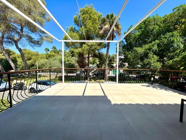 4 sovrum Bungalow till salu i Dehesa de Campoamor, Orihuela med garage - 545 000 € (Ref: 10086708)