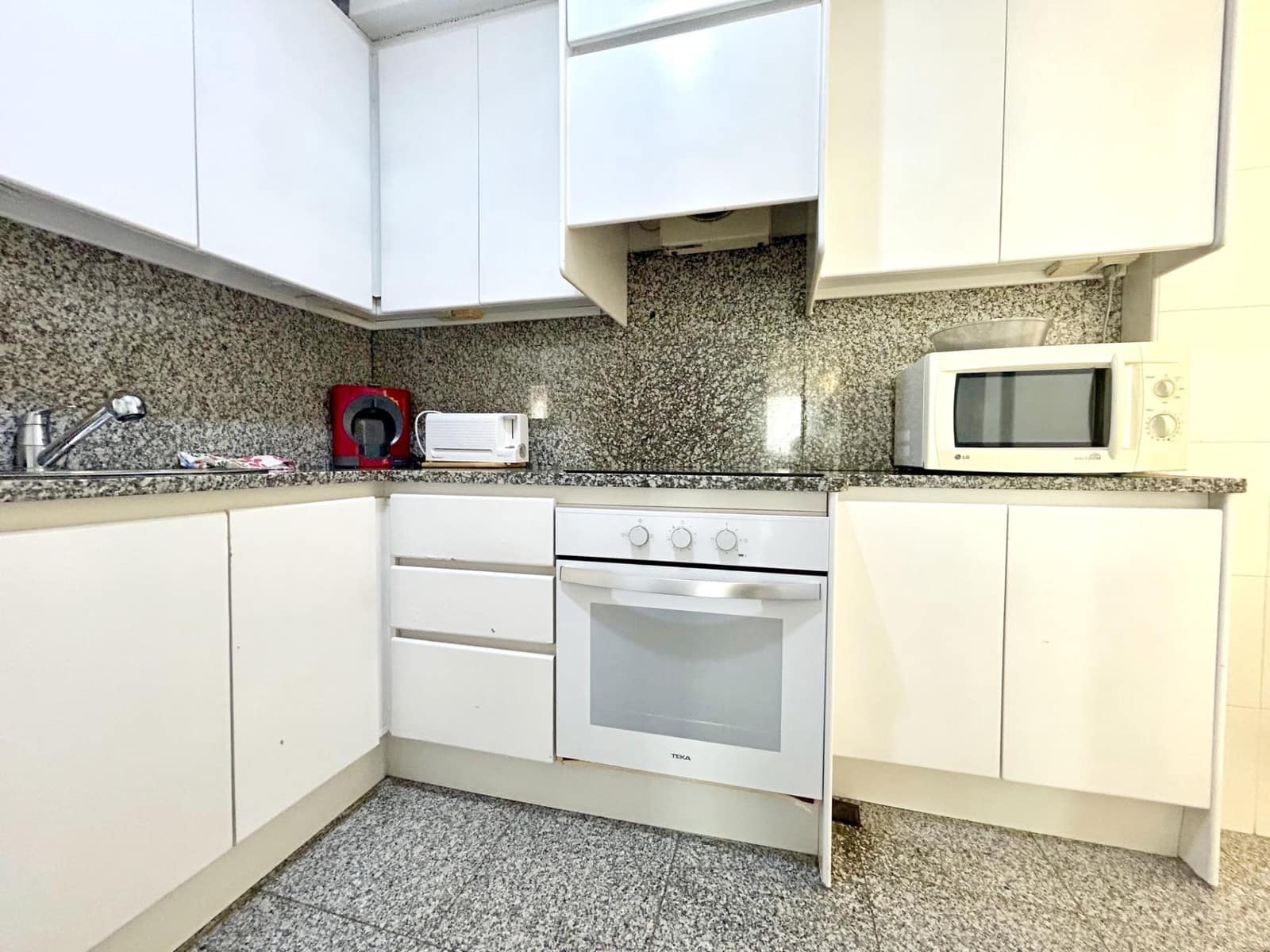 Apartamento de 3 habitaciones en Dehesa de Campoamor en venta - 275.000 € (Ref: 10086709)