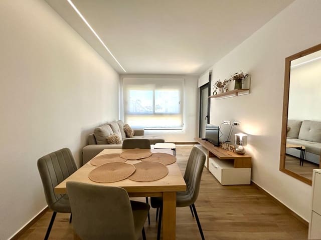 Apartamento de 2 habitaciones en Villamartin, Orihuela en venta con piscina - 299.000 € (Ref: 10086710)