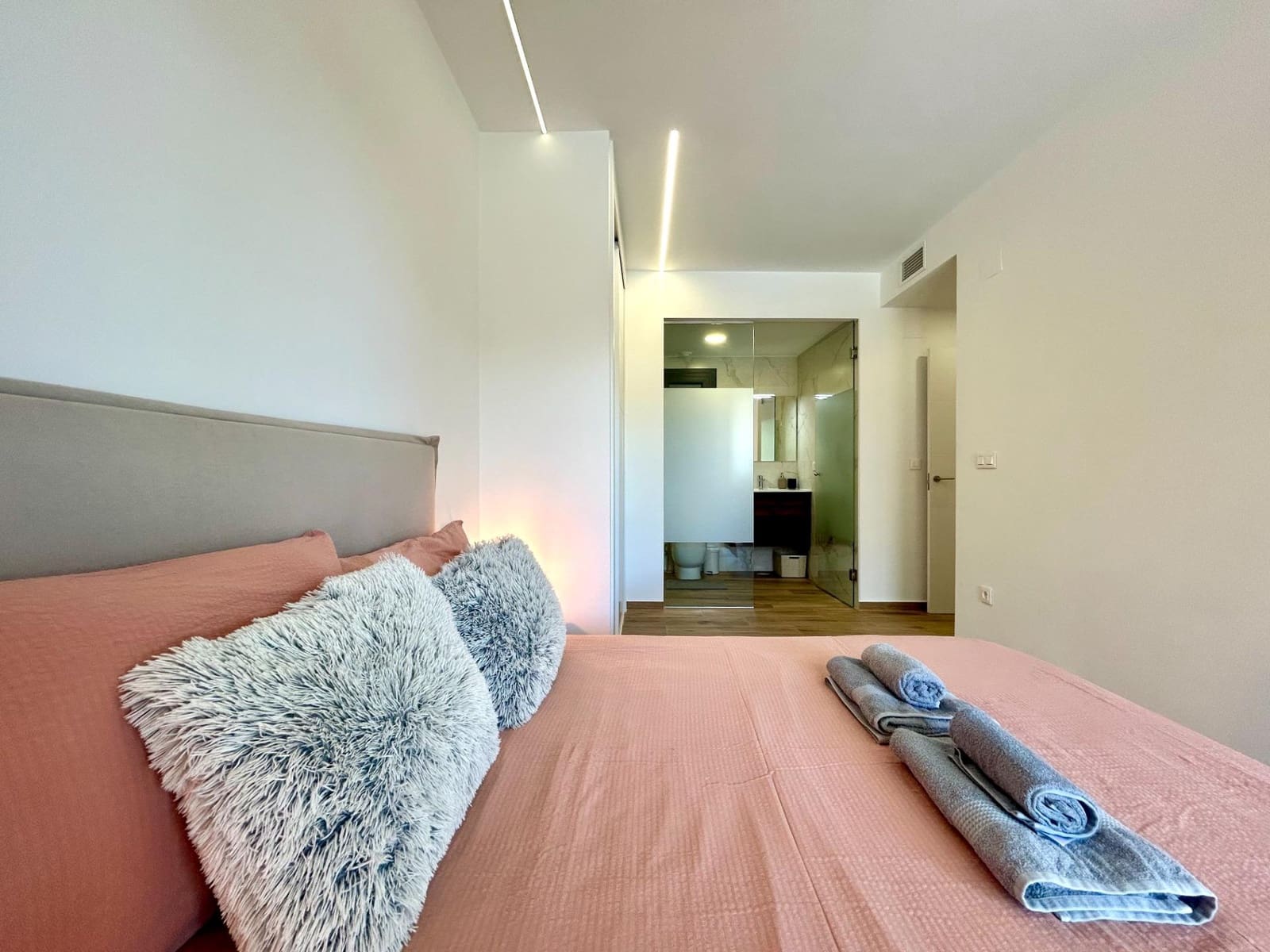 Apartamento de 2 habitaciones en Villamartin en venta con piscina - 299.000 € (Ref: 10086710)