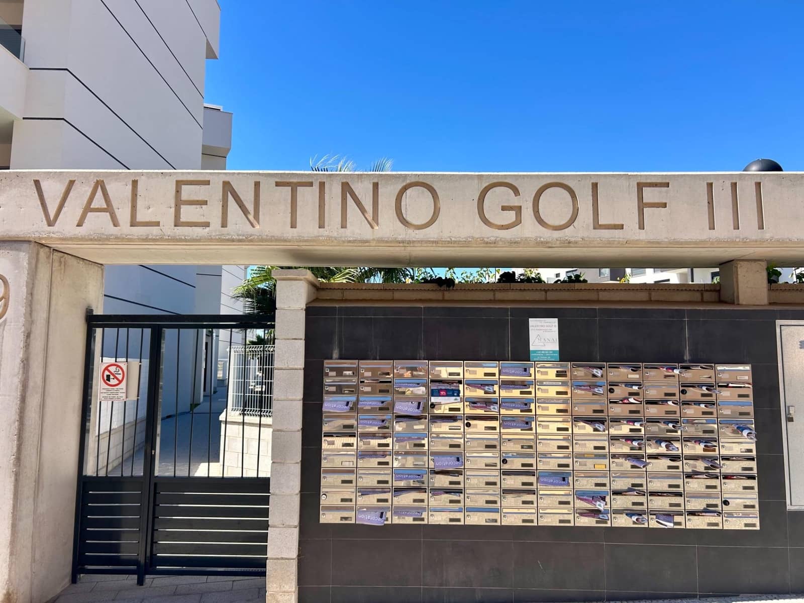 Apartamento de 2 habitaciones en Villamartin en venta con piscina - 299.000 € (Ref: 10086710)