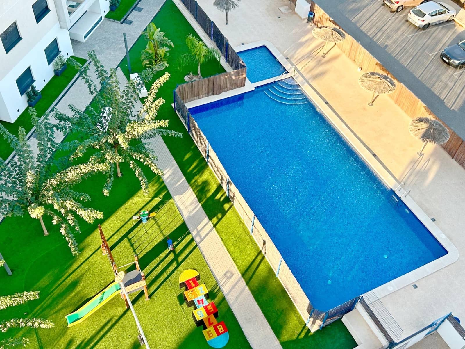 Apartamento de 2 habitaciones en Dehesa de Campoamor en venta con piscina - 185.000 € (Ref: 10086711)