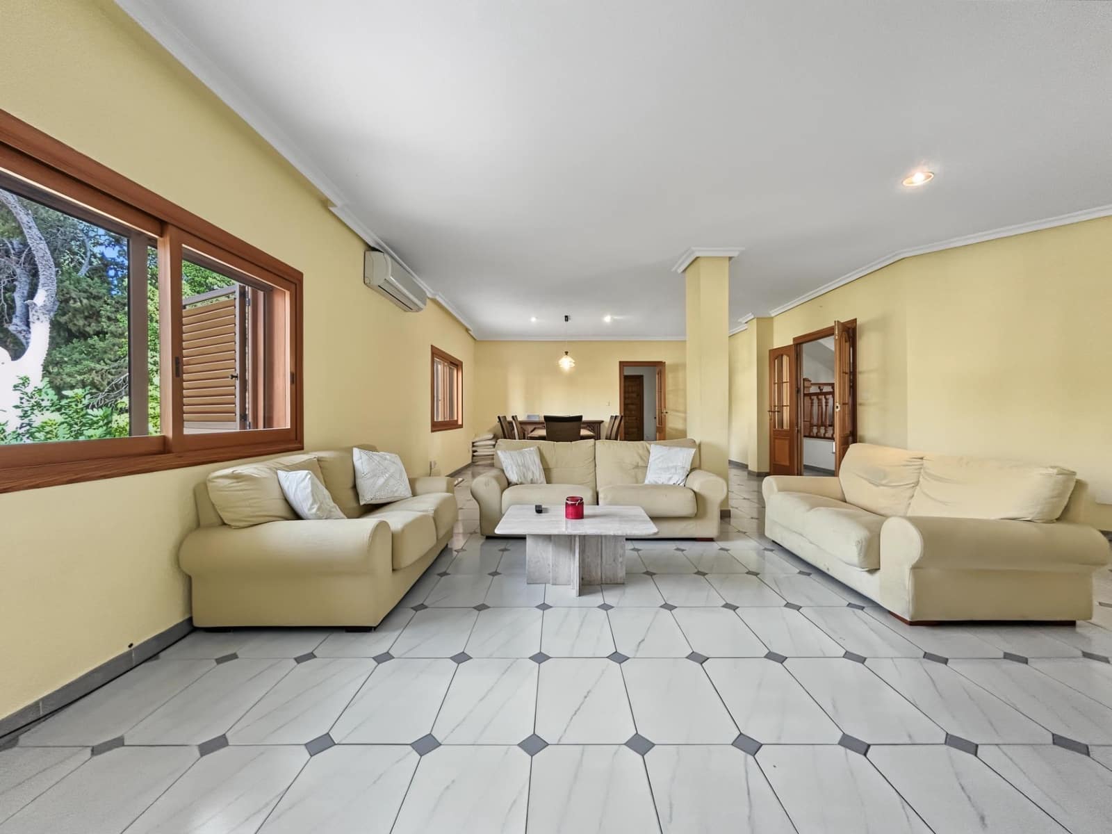 7 sypialnia Willa na sprzedaż w Campoamor z basenem garażem - 1 300 000 € (Ref: 10120208)