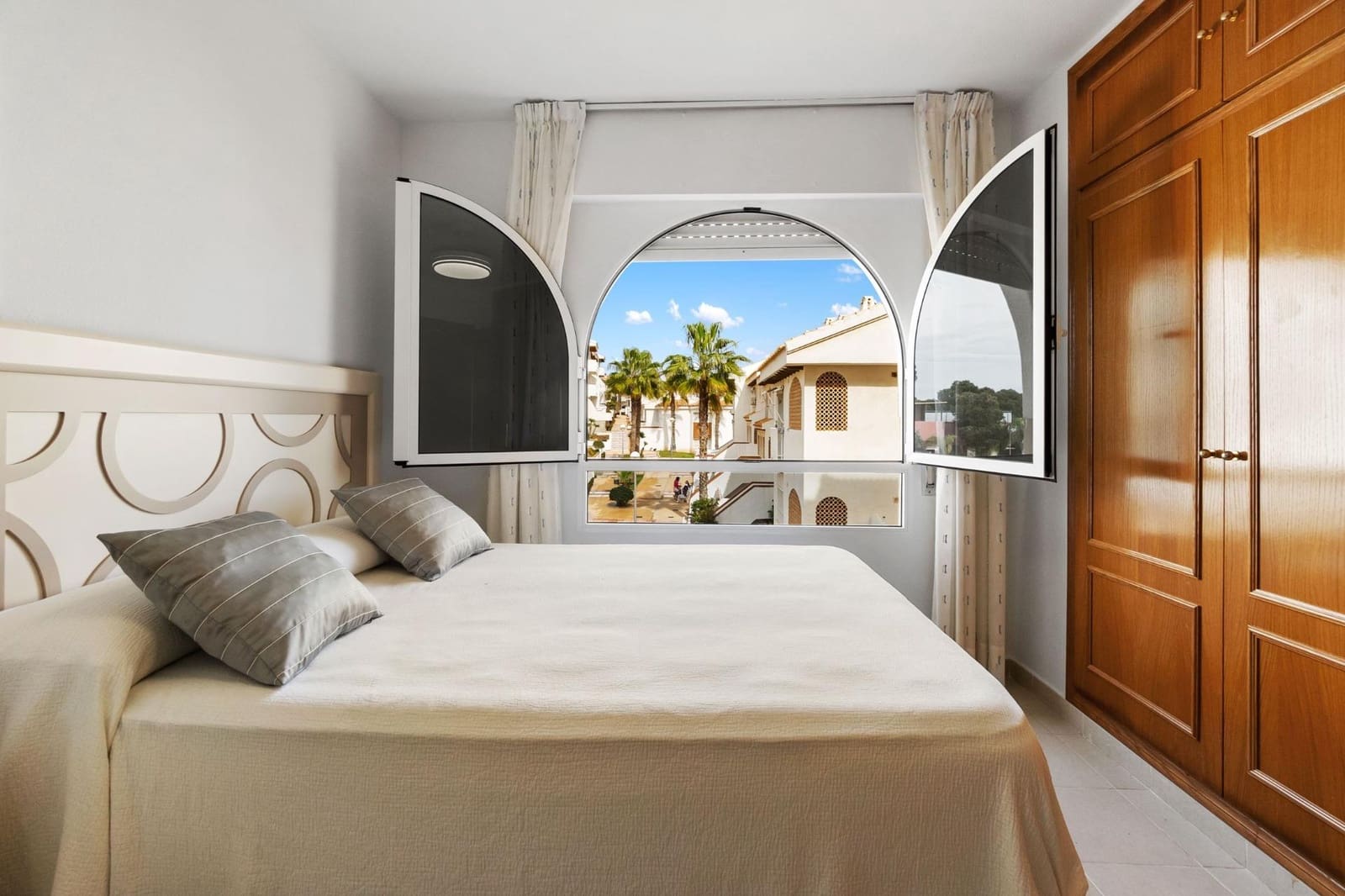 3 sypialnia Apartament na sprzedaż w Dehesa de Campoamor z basenem - 320 000 € (Ref: 9860413)
