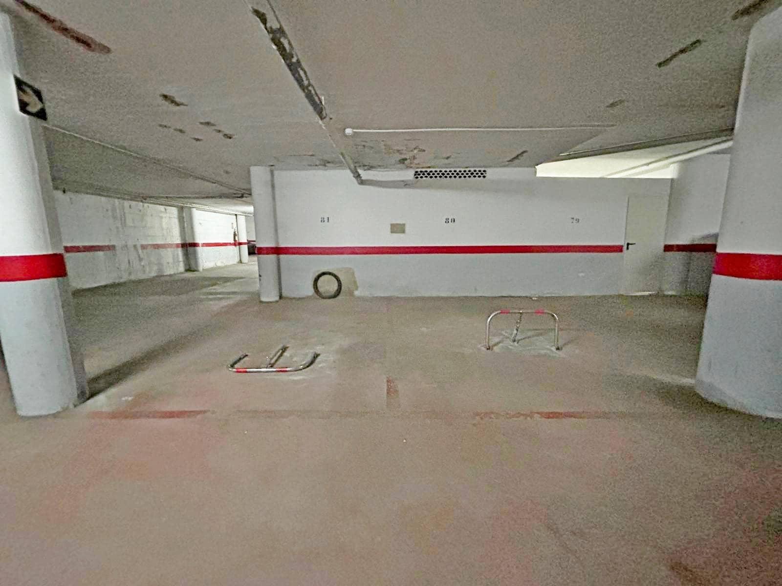 Garage for sale in Punta Prima - € 10,500 (Ref: 9860420)