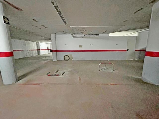 Garage à vendre à Punta Prima, Torrevieja - 10 500 € (Ref: 9860420)