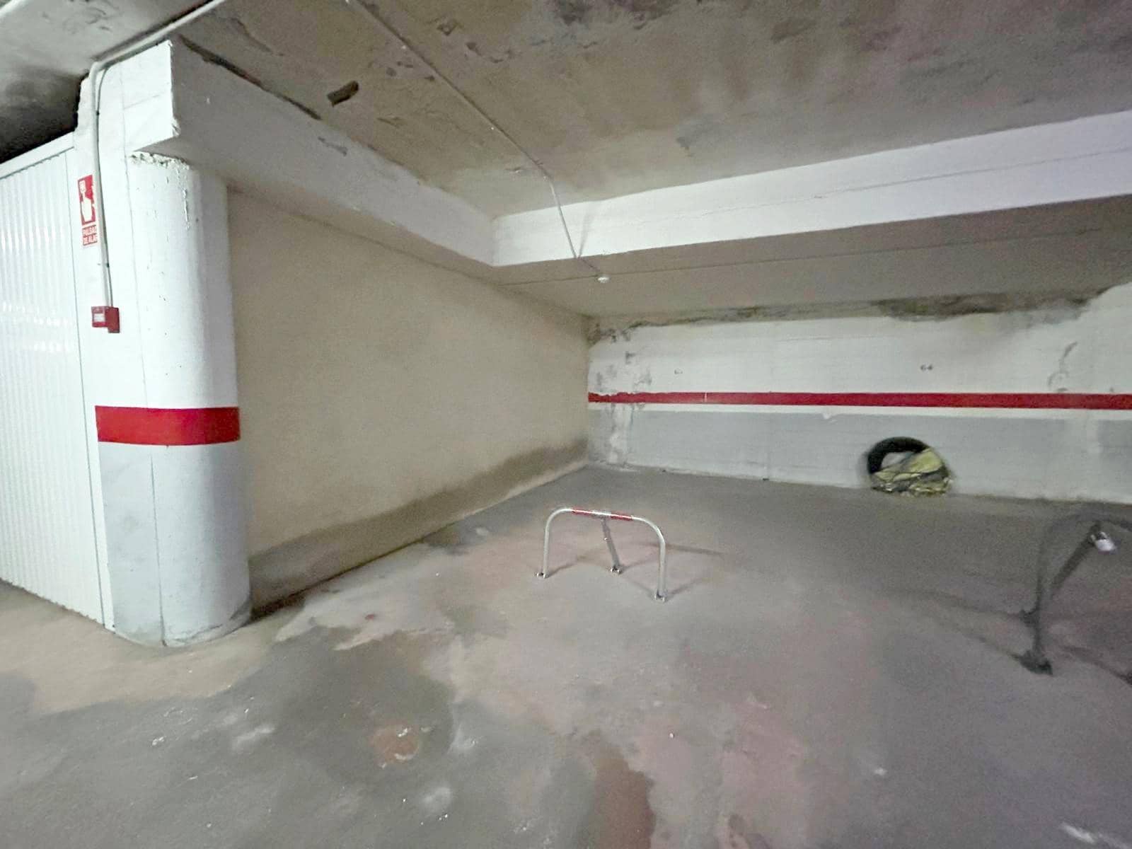Garage for sale in Punta Prima - € 10,500 (Ref: 9860420)