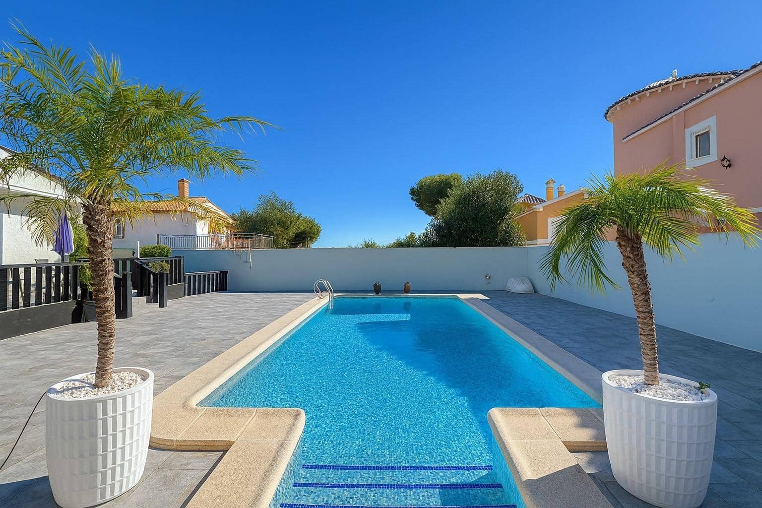 2 bedroom Villa for sale in Pinar de Campoverde with pool - € 295,000 (Ref: 9860439)