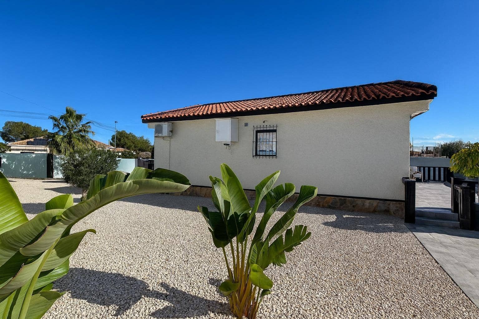 2 bedroom Villa for sale in Pinar de Campoverde with pool - € 295,000 (Ref: 9860439)