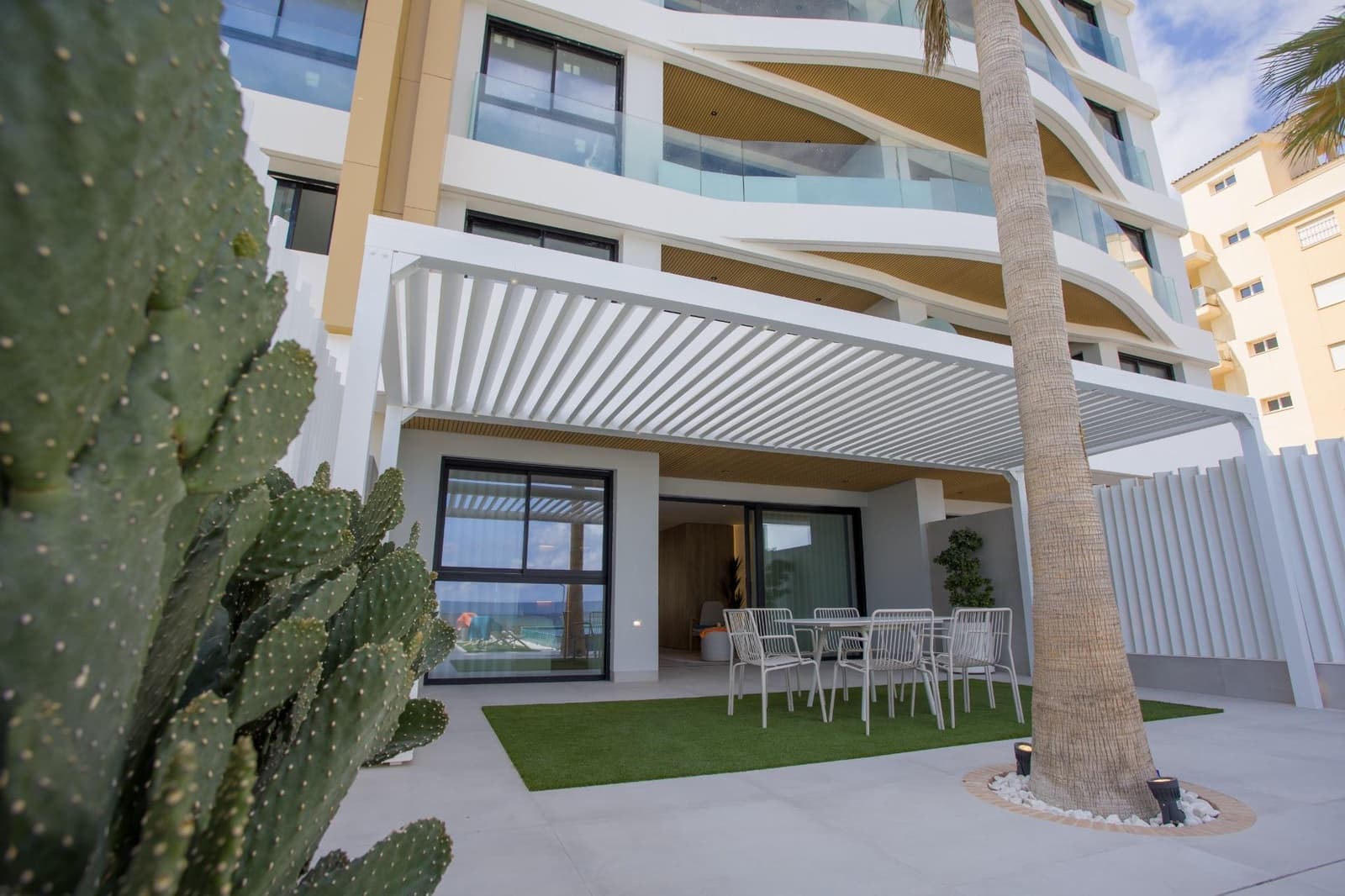 3 bedroom Apartment for sale in La Manga del Mar Menor with pool - € 890,000 (Ref: 9860456)