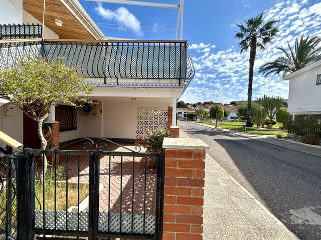 4 soverom Rekkehus til salgs i Dehesa de Campoamor, Orihuela med garasje - € 425 000 (Ref: 9860465)