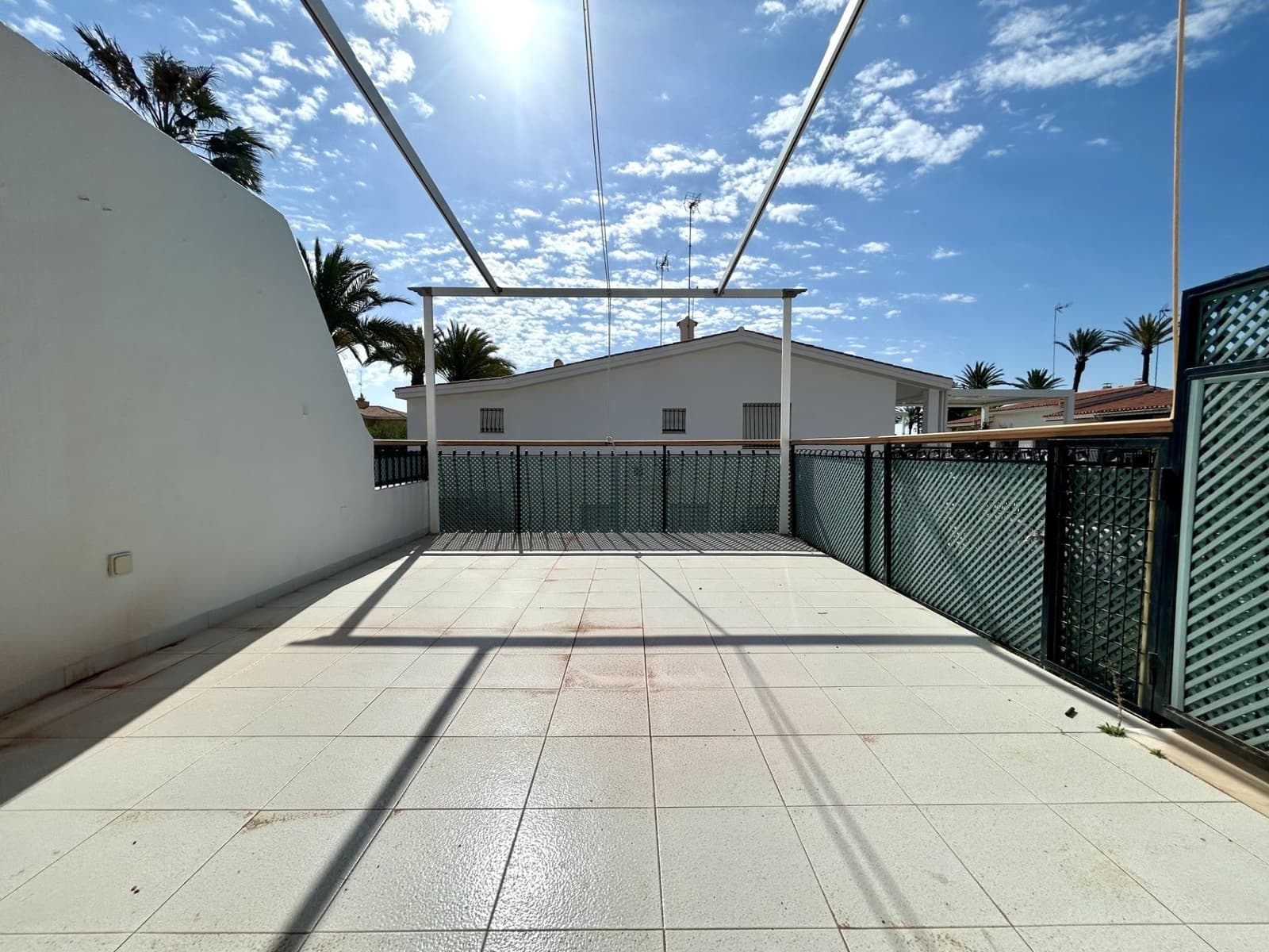 4 soverom Rekkehus til salgs i Dehesa de Campoamor med garasje - € 425 000 (Ref: 9860465)