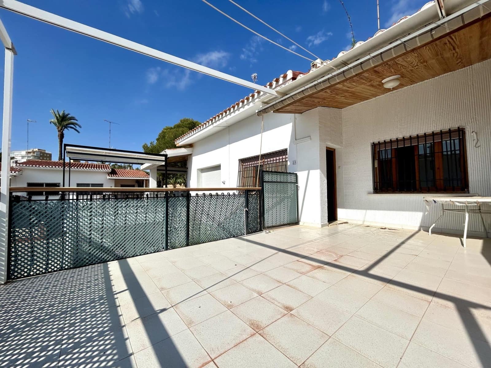 4 soverom Rekkehus til salgs i Dehesa de Campoamor med garasje - € 425 000 (Ref: 9860465)
