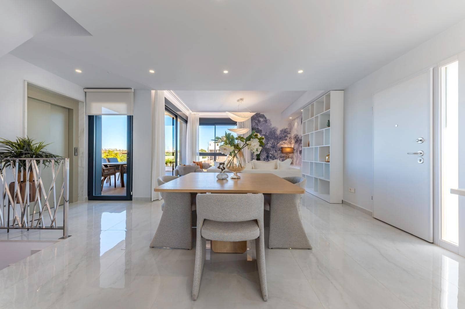 6 bedroom Villa for sale in Dehesa de Campoamor with pool garage - € 1,780,000 (Ref: 9860474)