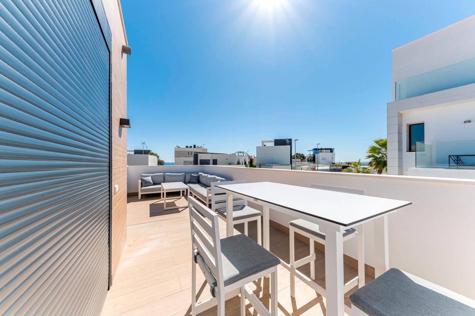 6 bedroom Villa for sale in Dehesa de Campoamor with pool garage - € 1,780,000 (Ref: 9860474)
