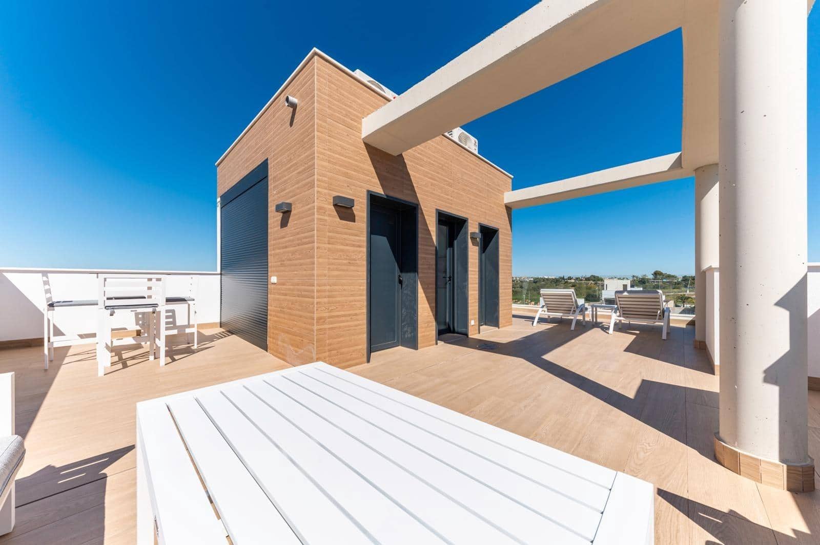 6 bedroom Villa for sale in Dehesa de Campoamor with pool garage - € 1,780,000 (Ref: 9860474)