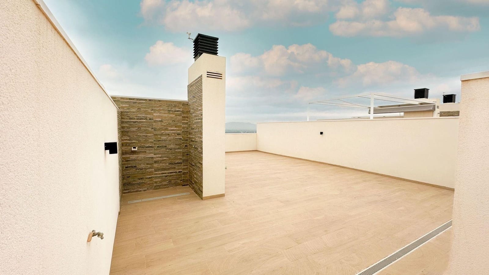 2 soveværelse Lejlighed til salg i Algorfa med swimmingpool garage - € 318.000 (Ref: 9860475)