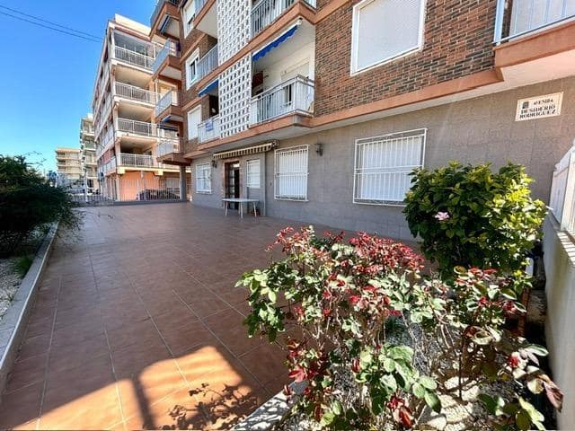 3 sovrum Lägenhet till salu i Torrevieja - 277 000 € (Ref: 9860479)
