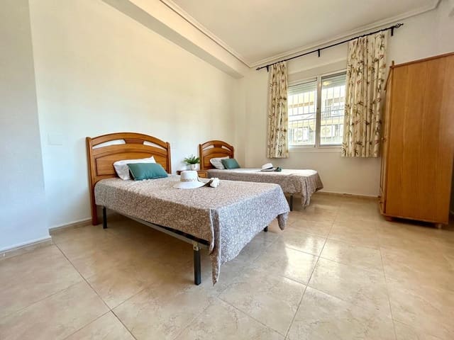 3 sovrum Lägenhet till salu i Playa de los Náufragos, Torrevieja - 277 000 € (Ref: 9860479)