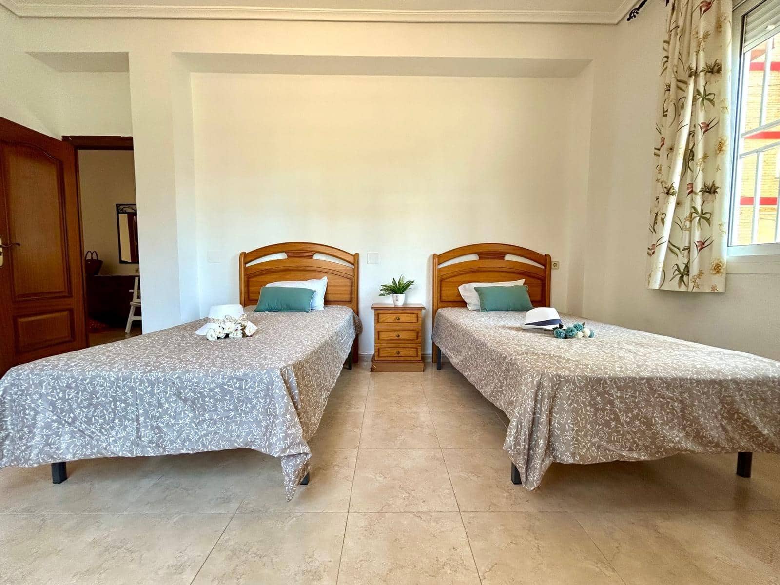 3 sovrum Lägenhet till salu i Torrevieja - 277 000 € (Ref: 9860479)